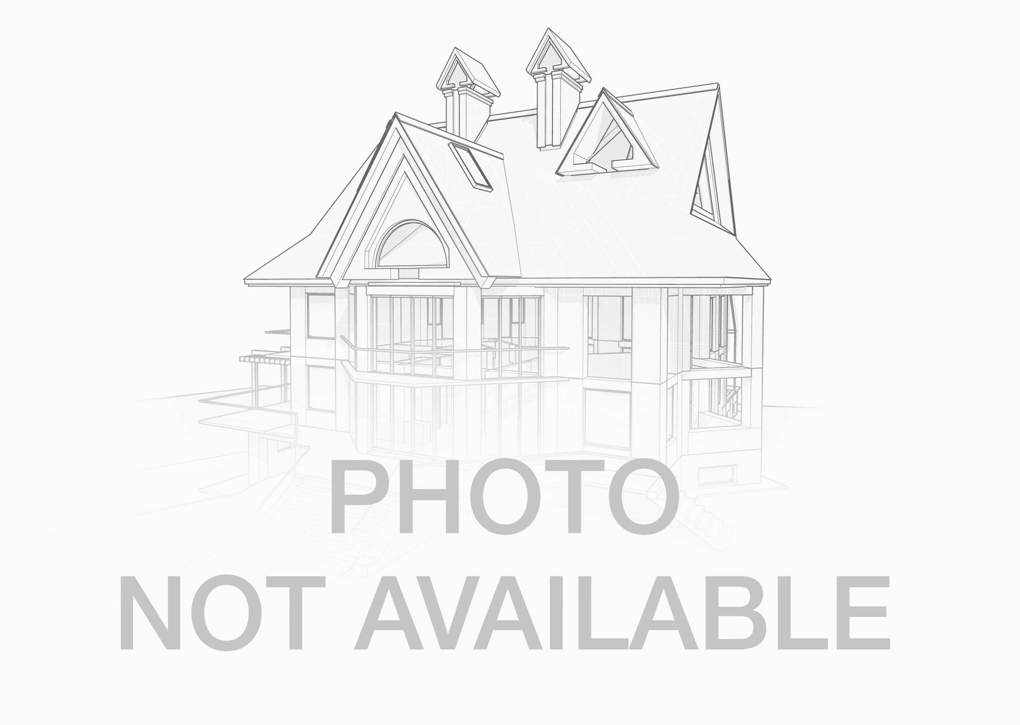409 E Fullerton Avenue 